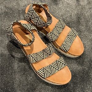 Catherine Malandrino sandals